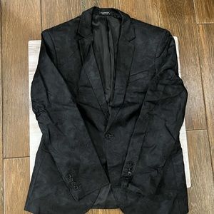 End Black Blazer Suit Jacket w/ Pattern (Medium)